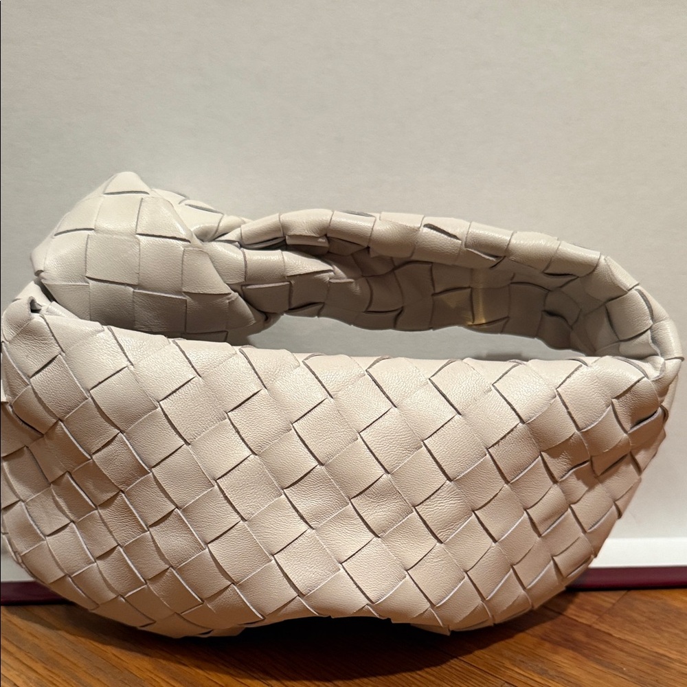 Elegant White Woven Leather Bag